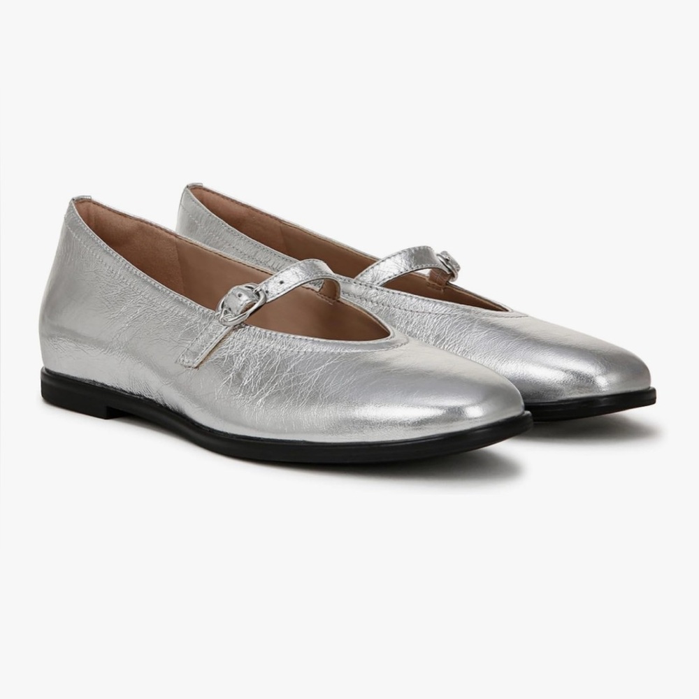 NWT Naturalizer Leather Silver Elina Slip-On Shoes Ballet Flats Mary Jane’s